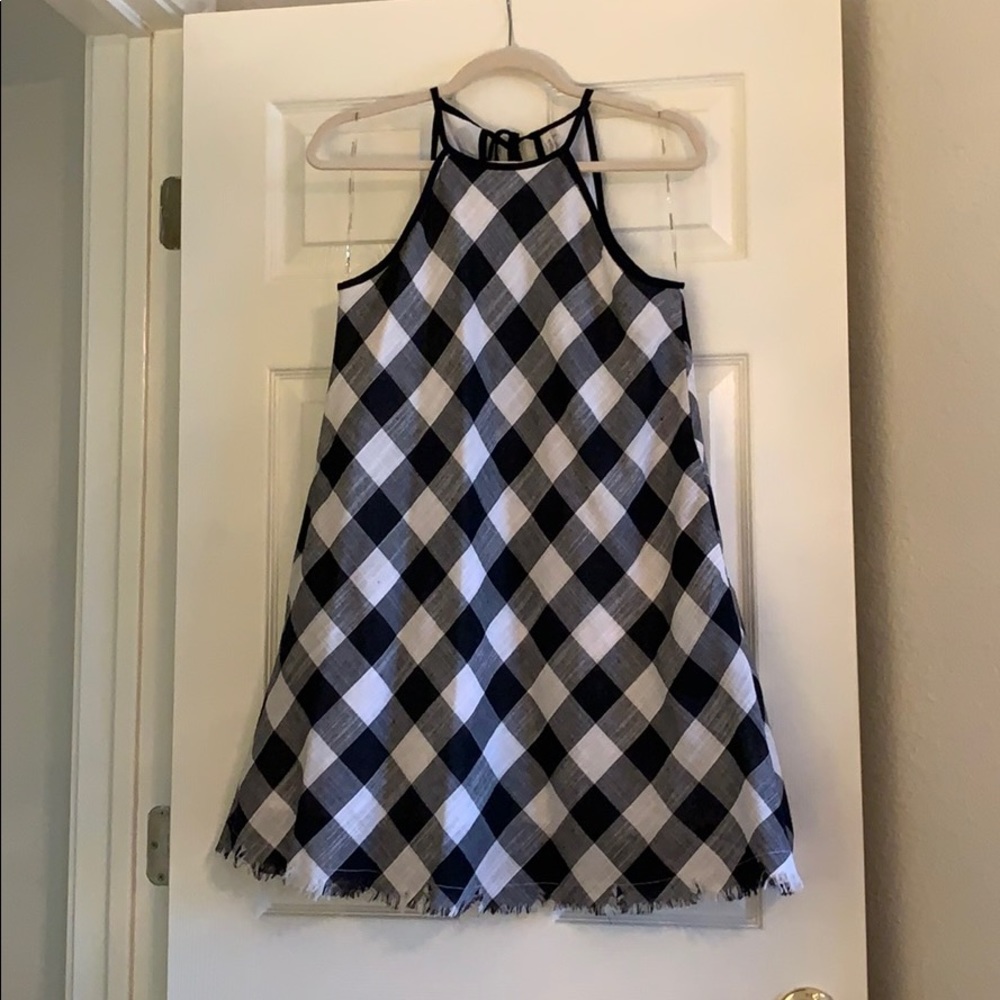 Sleeveless black and white checkered dress